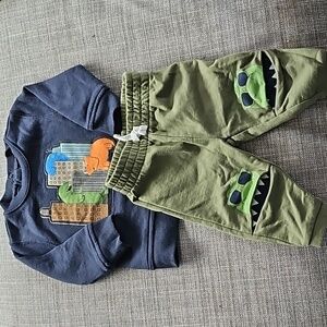 Dinosaur 2piece outfit 3-6m